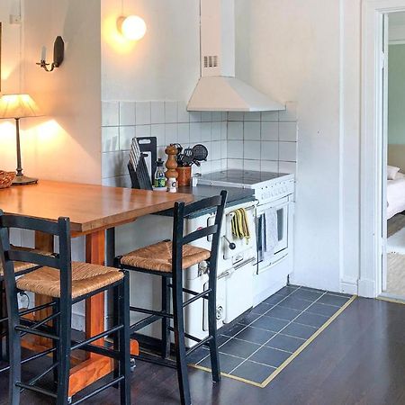 Nice Home In Mantorp With Kitchen Buitenkant foto