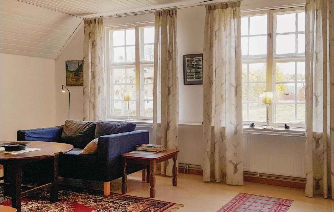 Nice Home In Mantorp With Kitchen Buitenkant foto